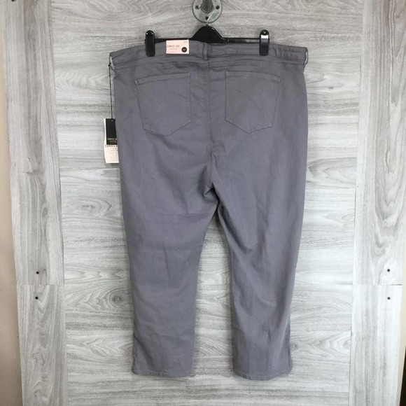 NYDJ NWT Curves 360 Slim Straight Sz 28S - Picture 2 of 8